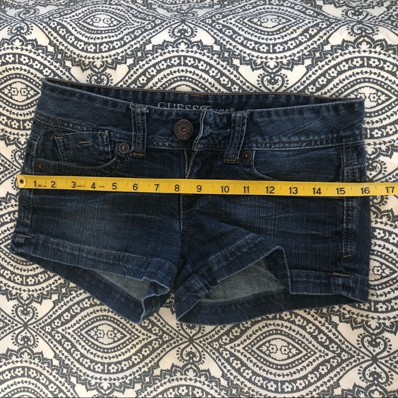 Guess Jeans’ Shorts Size: 26 - Picture 3 of 6